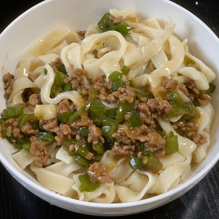 肉餡かけ手打ち麺